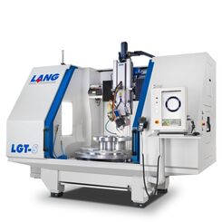 Milling- and engravingmachine for tire sidewall molds